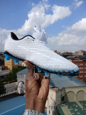 Nike Hypervenom Transformer Hydra Soccer Boots