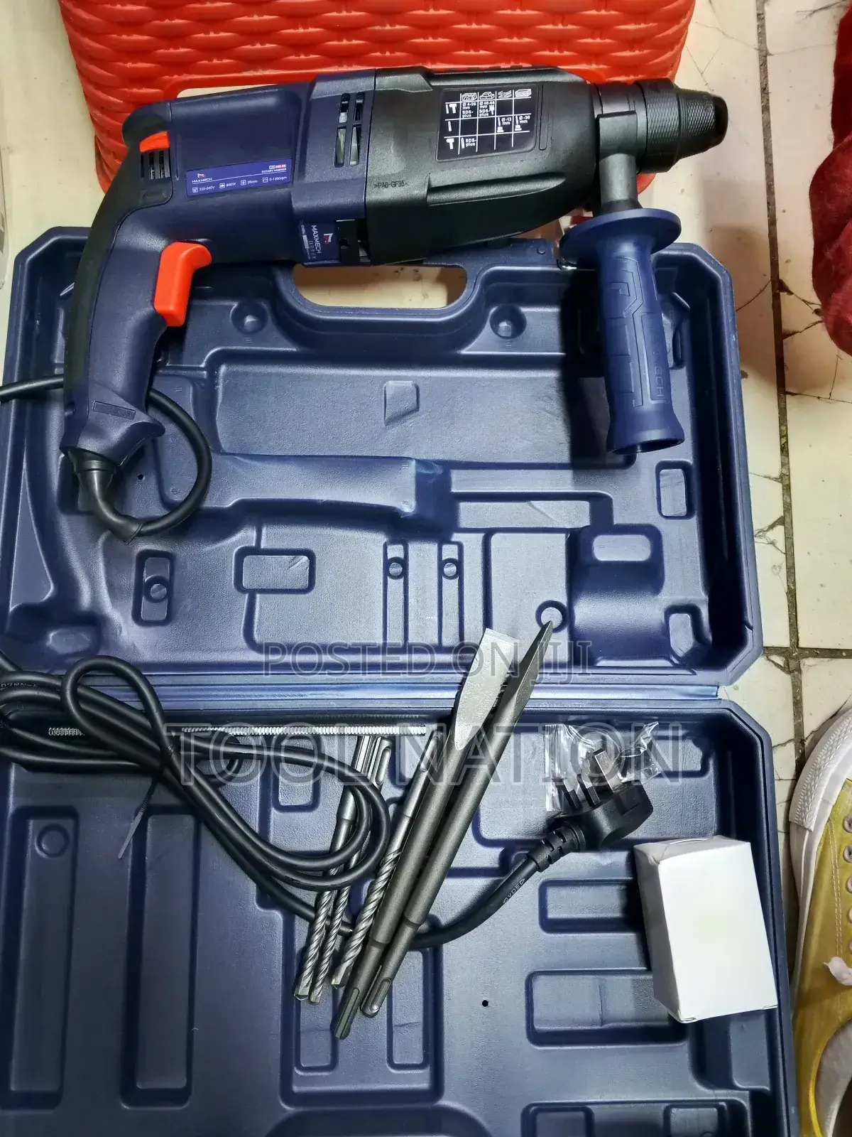 Maxmech 800watts Rotary Hammer