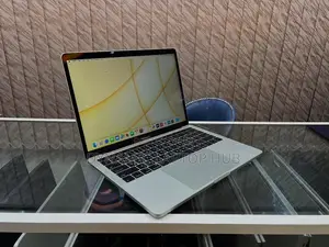 Laptop Apple MacBook Pro 2018 16GB Intel Core I5 SSD 512GB