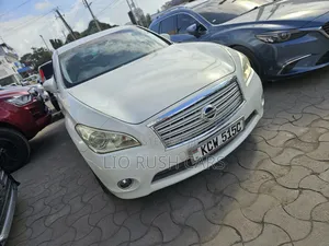 Nissan Fuga 2013 White