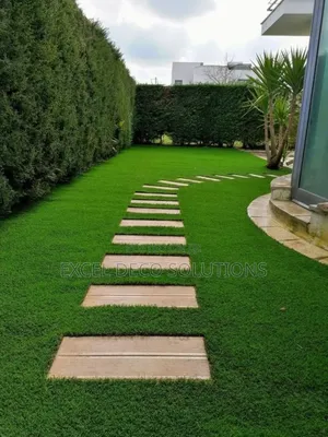 Artificial Grass Carpet for Garden, Balcony Thickness Available