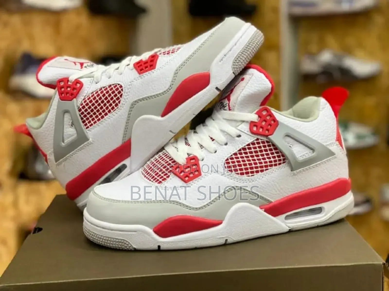 Air Jordan 4
