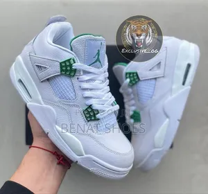 Air Jordan 4
