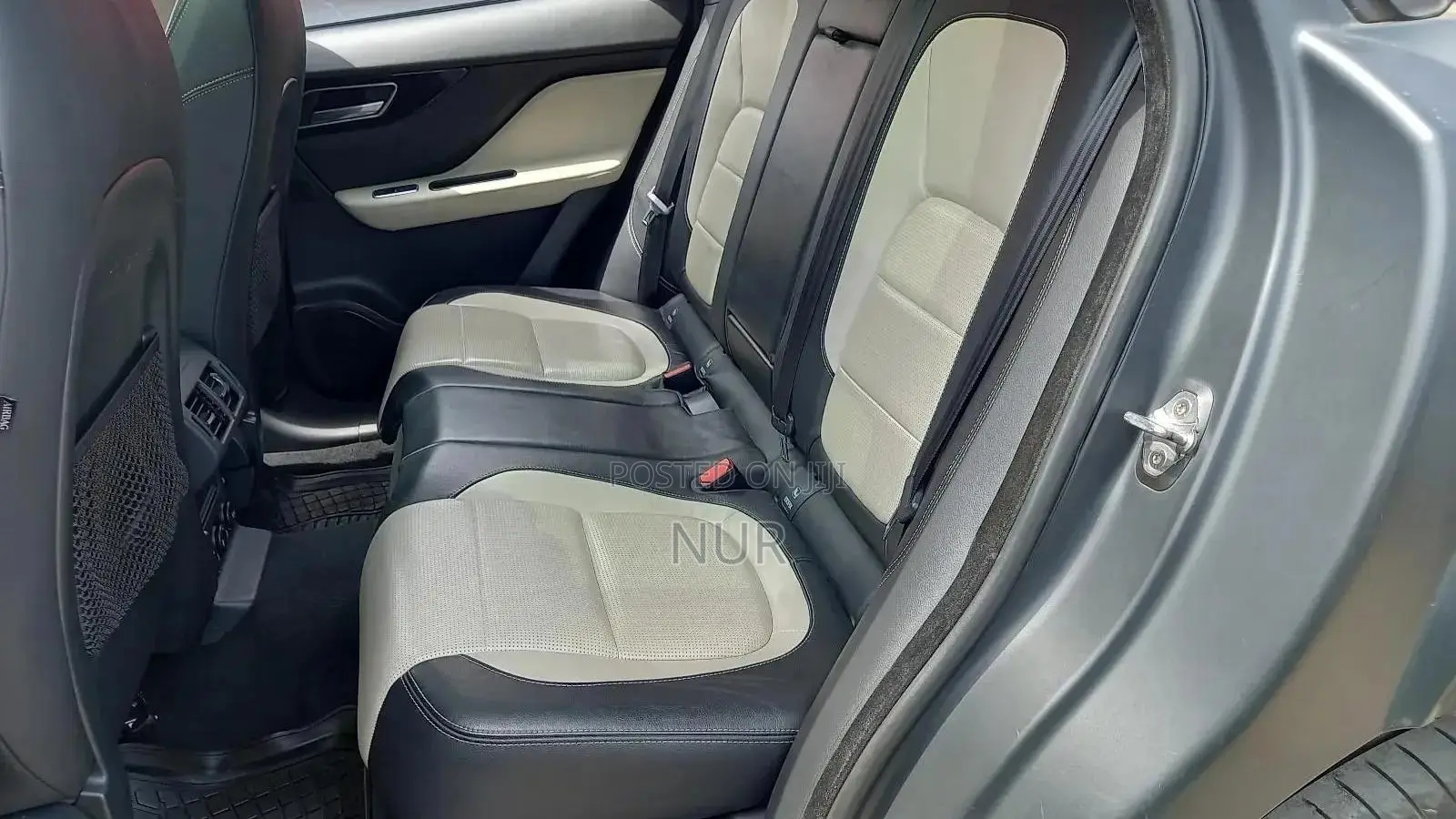 Jaguar F-Pace 2017 Silver