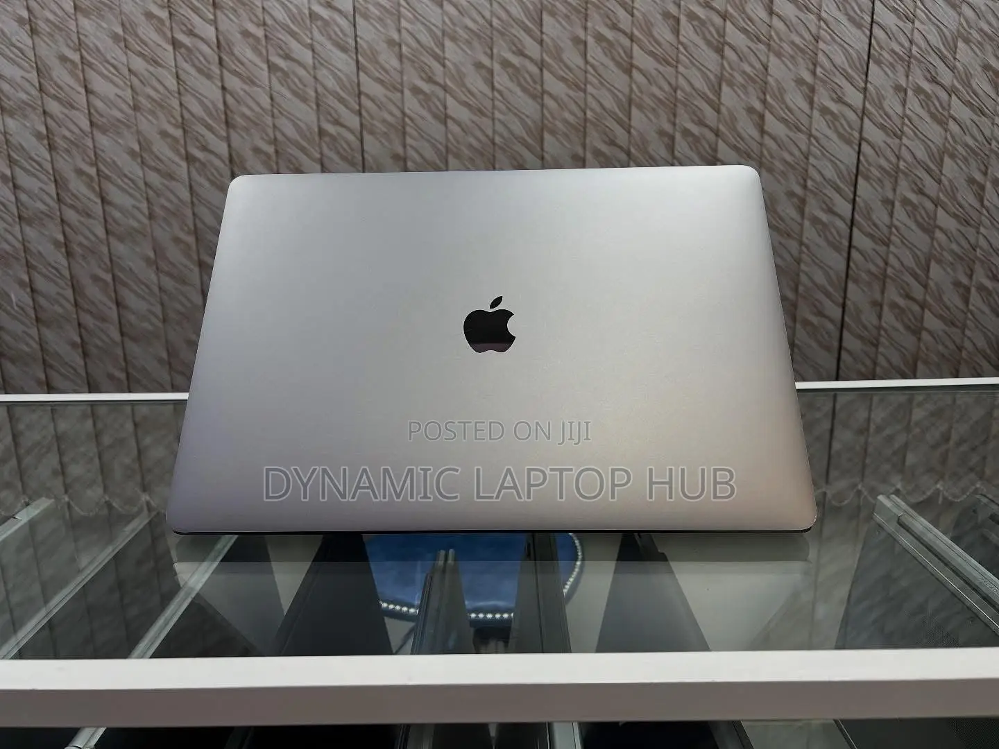 Laptop Apple MacBook Pro 2017 16GB Intel Core I7 SSD 1T