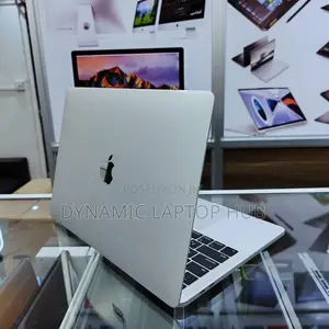 Laptop Apple MacBook Pro 2017 8GB Intel Core I5 SSD 256GB
