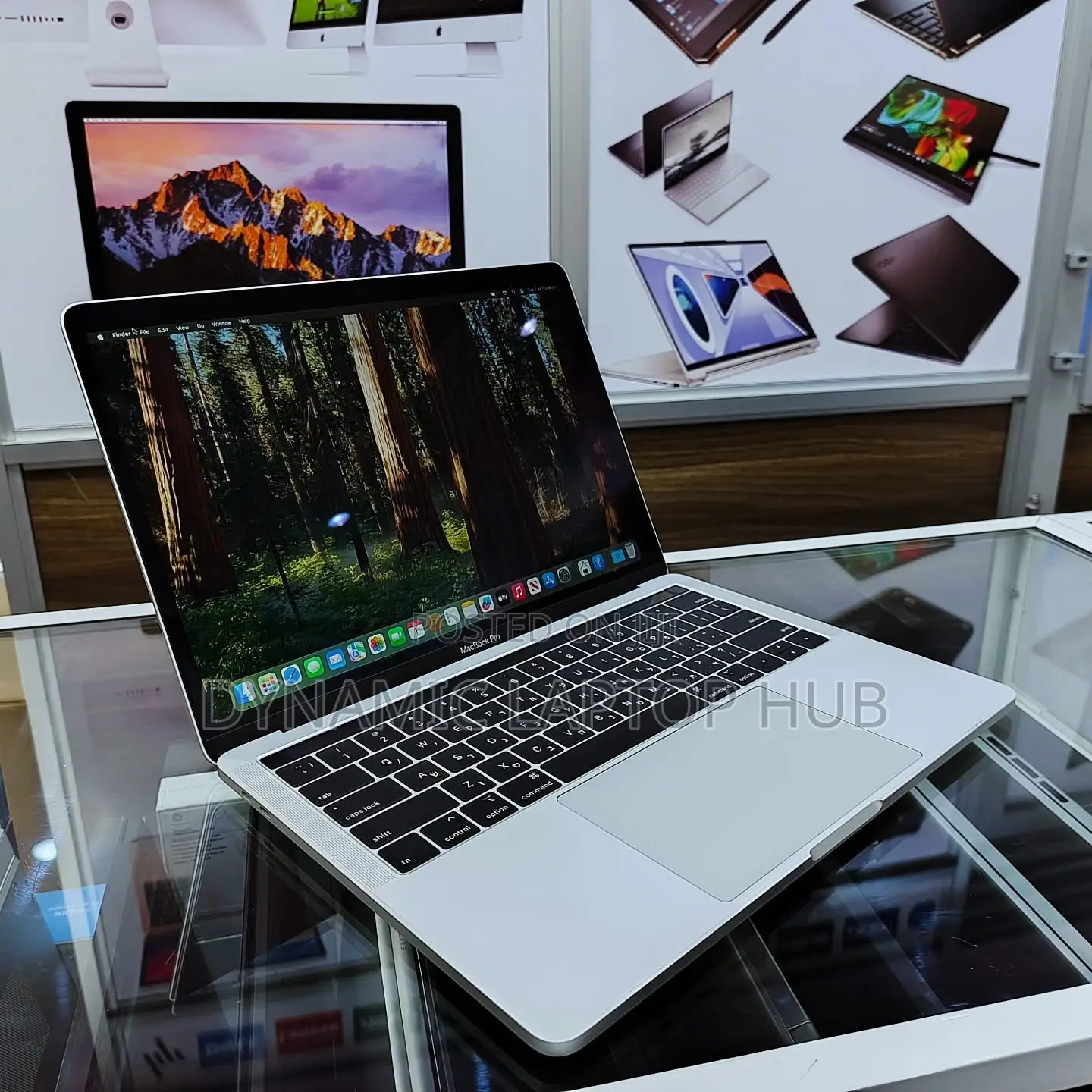 Laptop Apple MacBook Pro 2017 8GB Intel Core I5 SSD 128GB