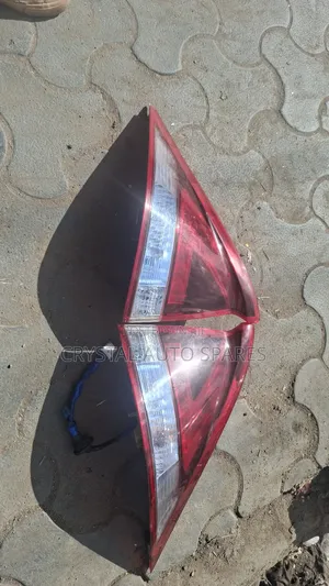 Honda Insight 2015 Taillight