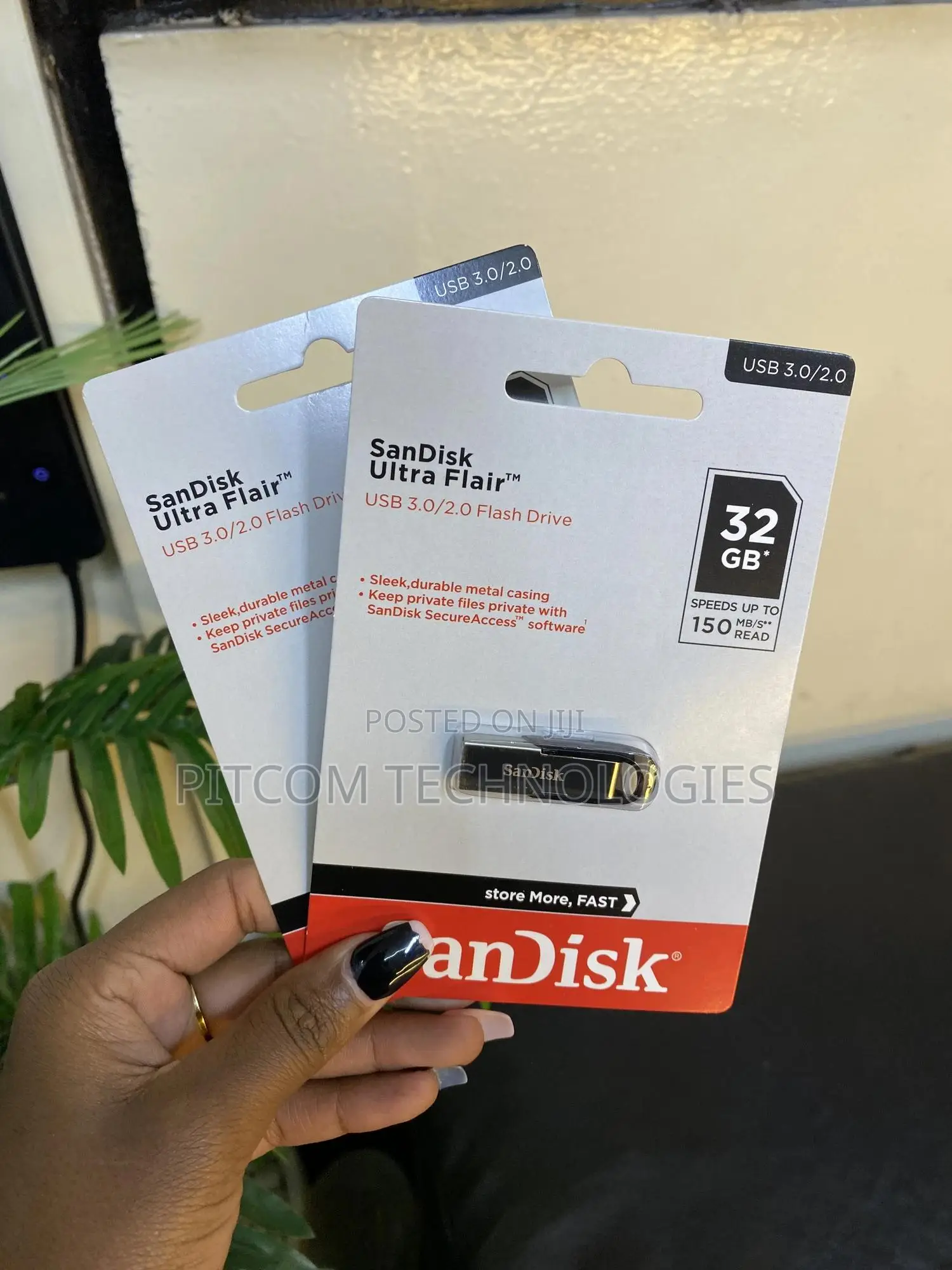 32gb Sandisk Flash Drive