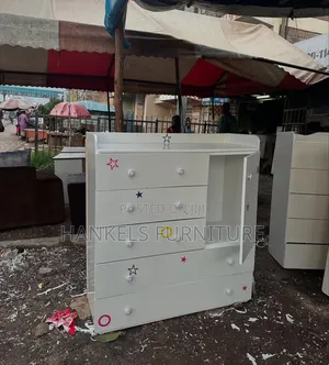 Chest of Drawers -Kenya 4 by 4"