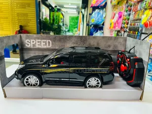 Rechargeable Remote Control Off-Road Land Cruiser Prado.