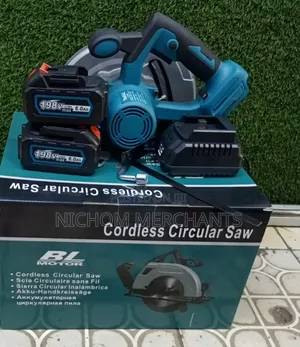 7inch Makita Cordless Circular Saw/Cordless Circular Saw With Blade