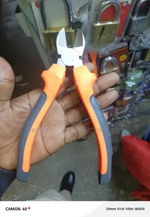 Wire Cutter