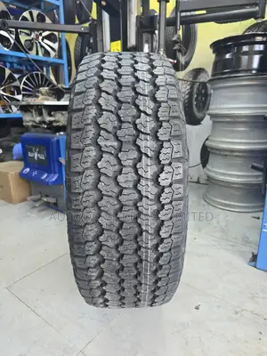 265/65r17 Goodyear Wrangler All Terrain Tire