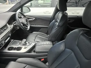 Audi Q7 2019 White