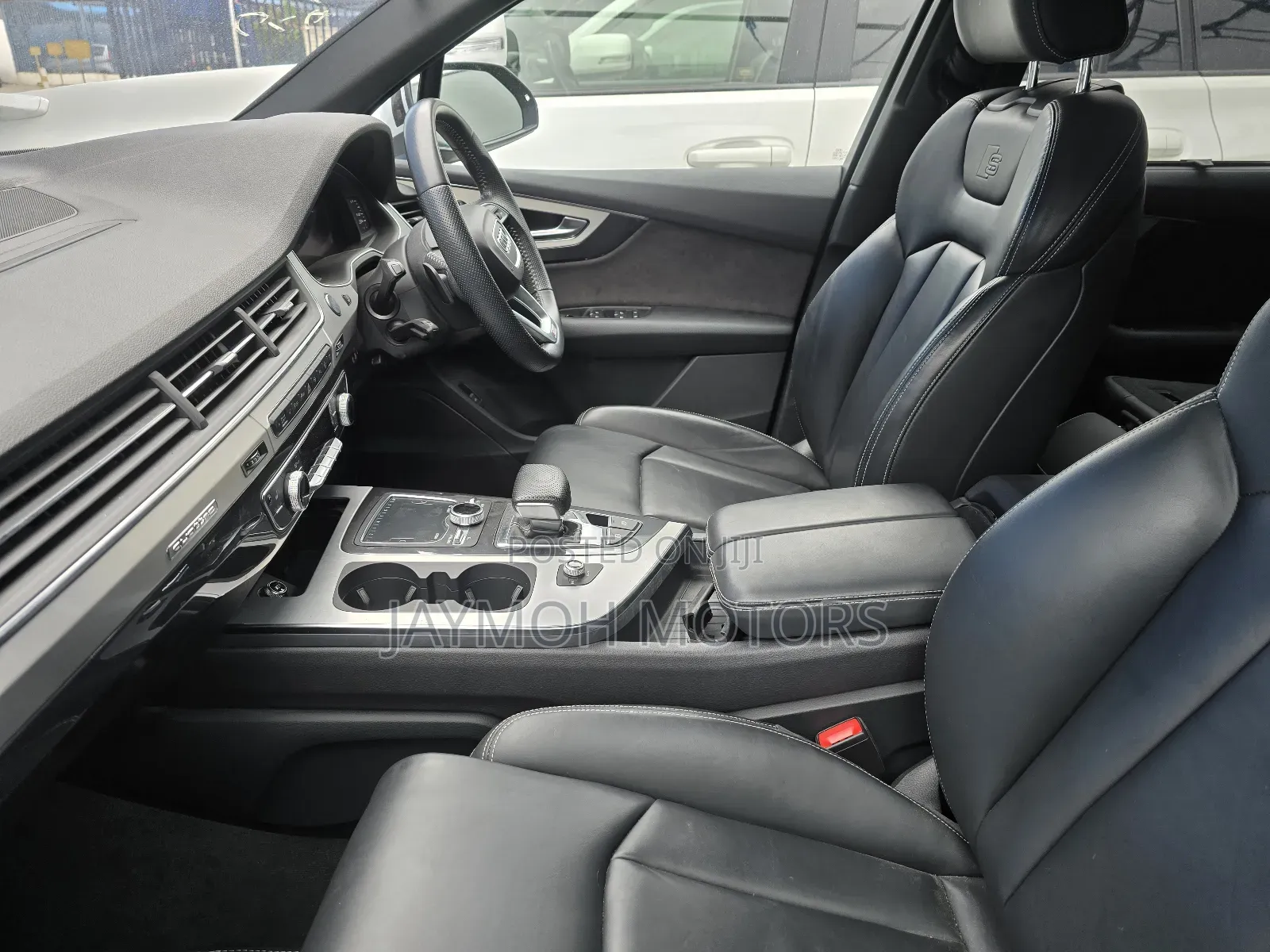 Audi Q7 2019 White