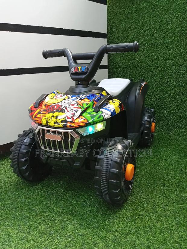 Urban Splash Ride-on Car - main view