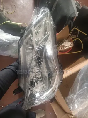 Non Xenon Headlamp/Light Fielder 141 Model 2006-2014