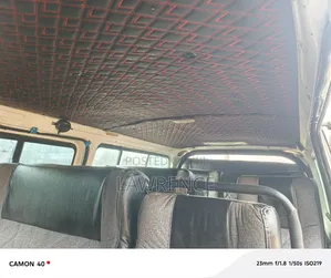 Toyota HiAce 2010 White