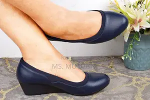 Comfortable Closed Ladies Wedge Size 37-42