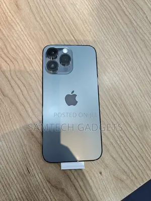 New Apple iPhone 14 Pro Max 256 GB Silver