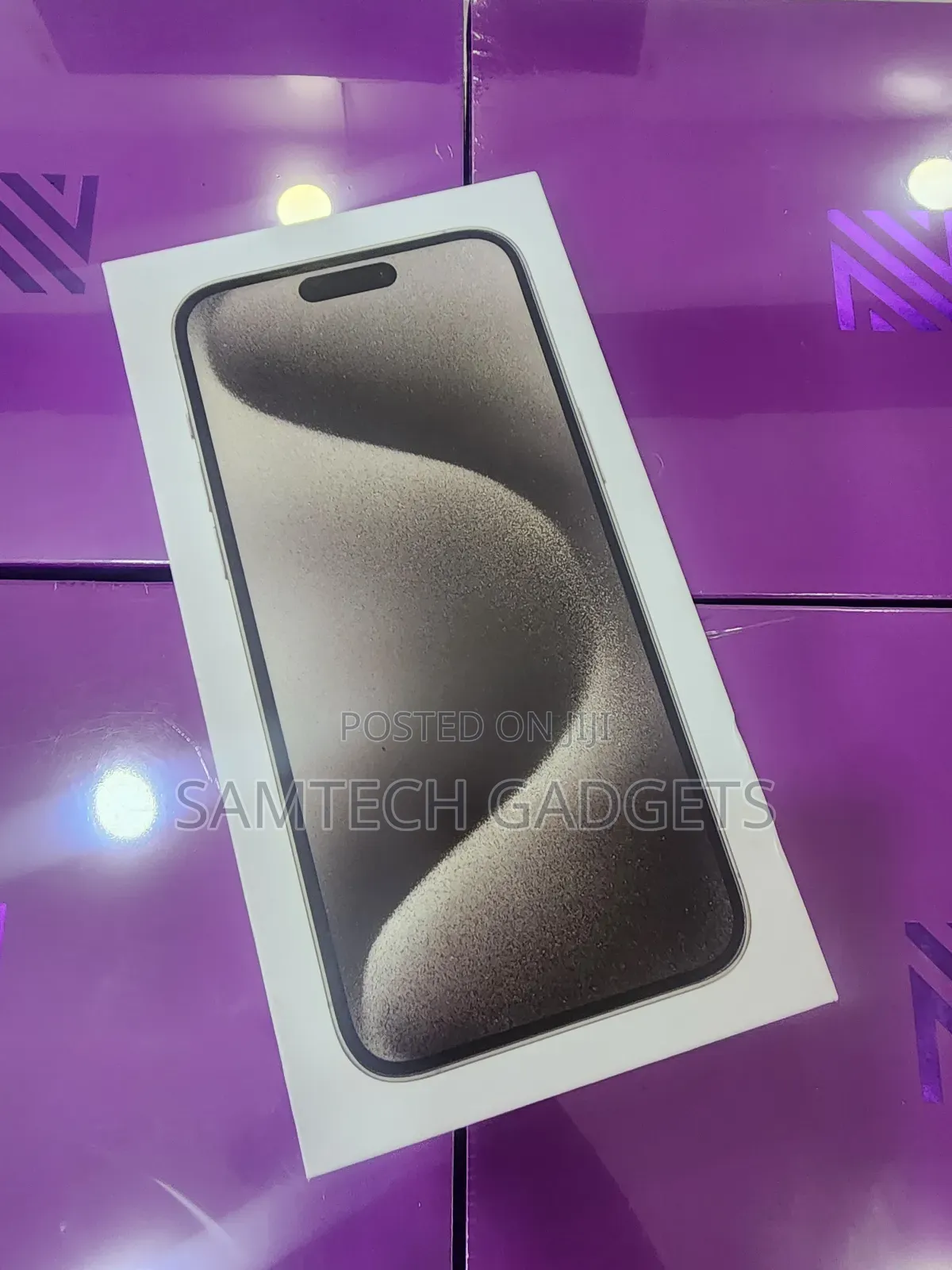 New Apple iPhone 15 Pro Max 256 GB Silver