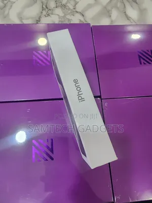 New Apple iPhone 15 Pro Max 256 GB Silver