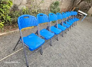 Luxurious Foldable Chair