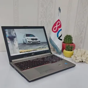 Laptop Fujitsu Celsius H720 16GB Intel Core I7 HDD 500GB