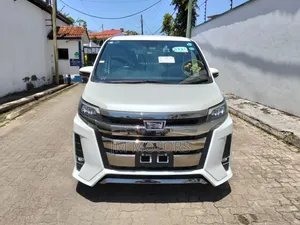 Toyota Noah 2019 Pearl