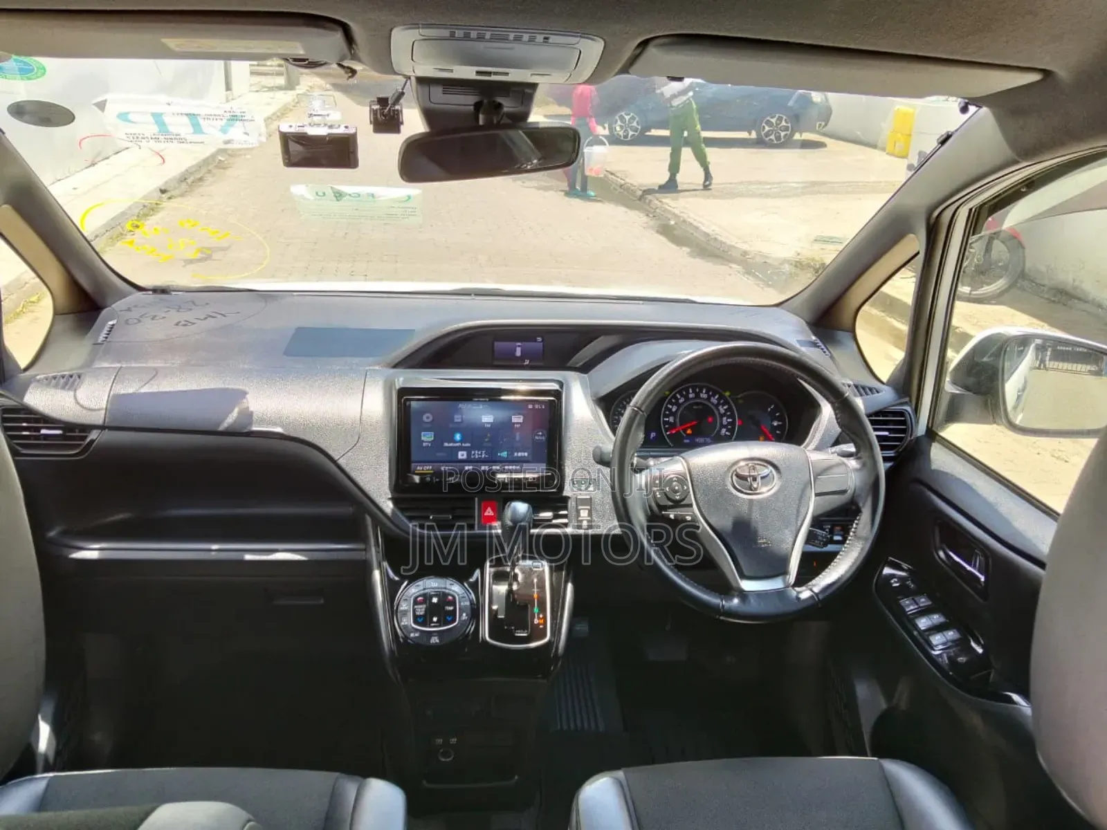 Toyota Noah 2019 Pearl