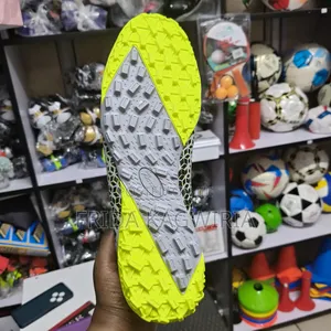 Football Trainers Size 40-45