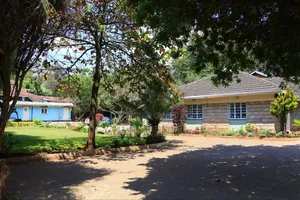 Quiet Serene Office in Garden Estate – Limited Units Left