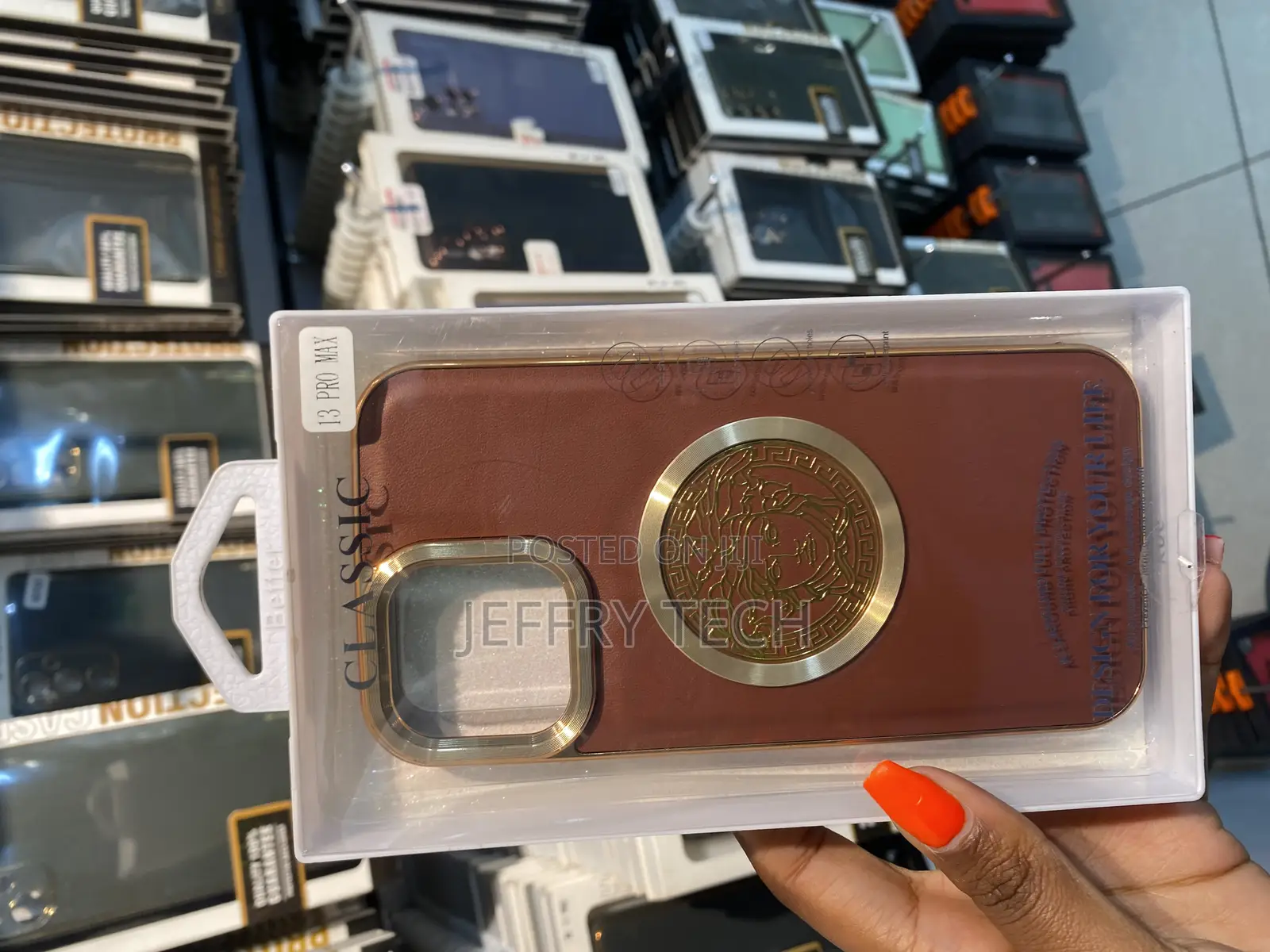 Plastret Custom Cover Versace Logo for iPhone 13 Pro Max