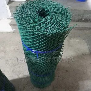 Chicken Plastic Mesh 25 Meters Roll