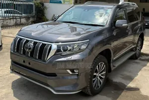 Toyota Land Cruiser Prado 2020 Gray
