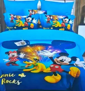 Quality Minnie Rocks Kids Duvet