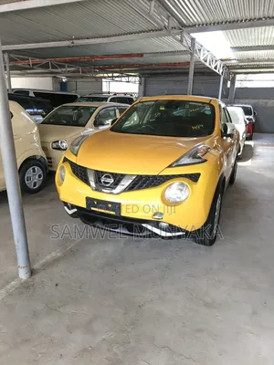 Nissan Juke 1.6 FWD 2018 Yellow