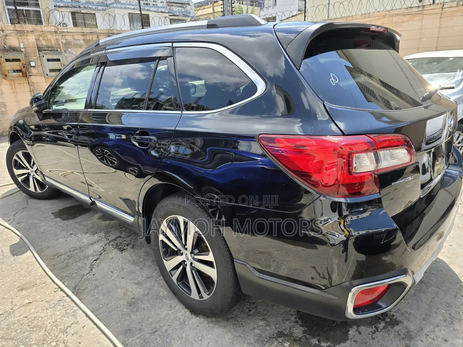 Subaru Outback 2019 Black