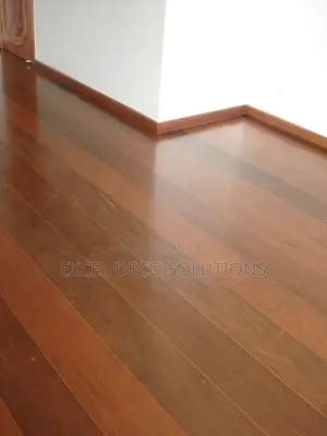 High-Quality Laminate Floor Boards – Warm Elegant Finish