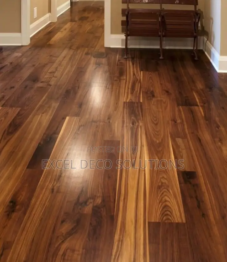 Premium Laminate Floor Boards – Quick Click-Lock Installation