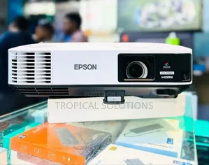 Epson Eb-2250u Projector 3lcd Technology 5000lumens Wuxga Eb-2250u