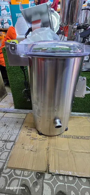 Commercial 15kgs 0.75kw Electric Potato Pealer Machine