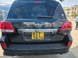 Toyota Land Cruiser 2012 Black