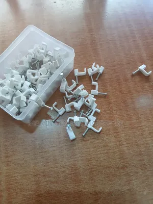 Cable or Tower Clips 8mm