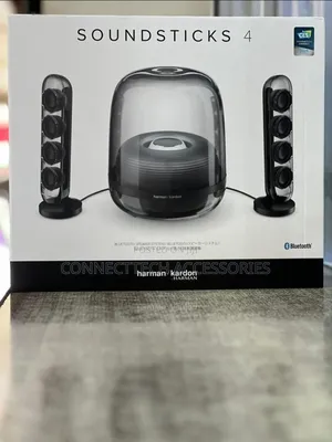 Harman Kardon Soundsticks 4 Bluetooth Wireless 2.1 Speaker System.