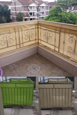 Foldable Beige and Green Canvas Privacy Balcony Shield