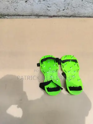 Expoxy Spike Shoes