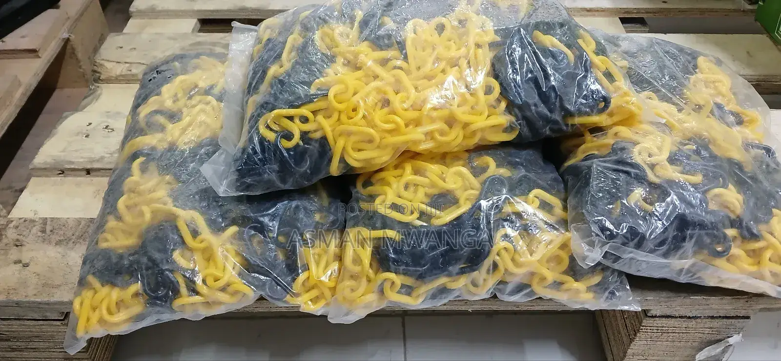 Caution Chain Yellow Black 25mtrs