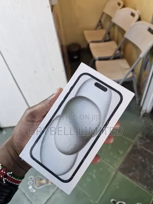 New Apple iPhone 15 128 GB White